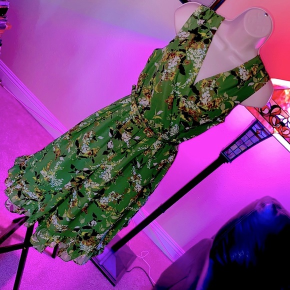 George Me Ruffle Hem Dress - Picture 4 of 11